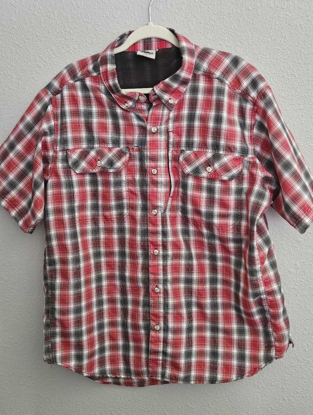 Men's Mountain Club XL Red & Black Plaid Short-Sleeve Button-Up Shirt
